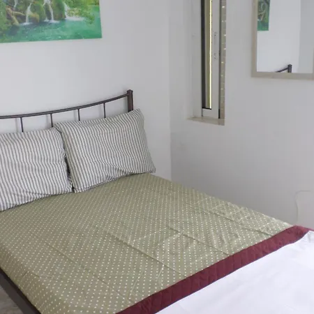 Vacation Apartment *