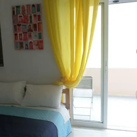 Apartment Vacation *